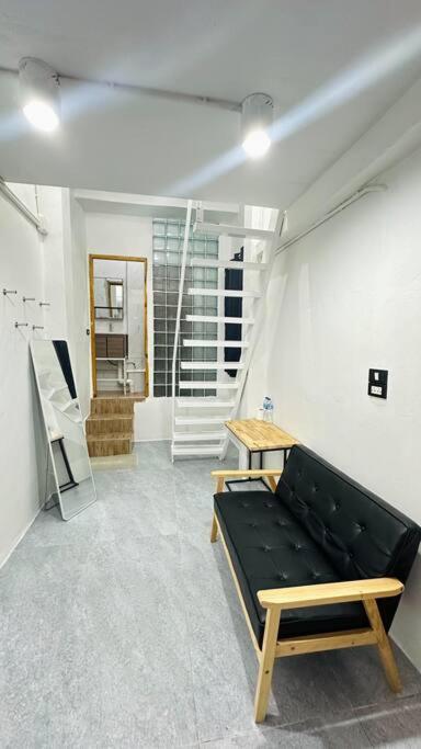 Megun 10 Duplex Lägenhet Bangkok Exteriör bild